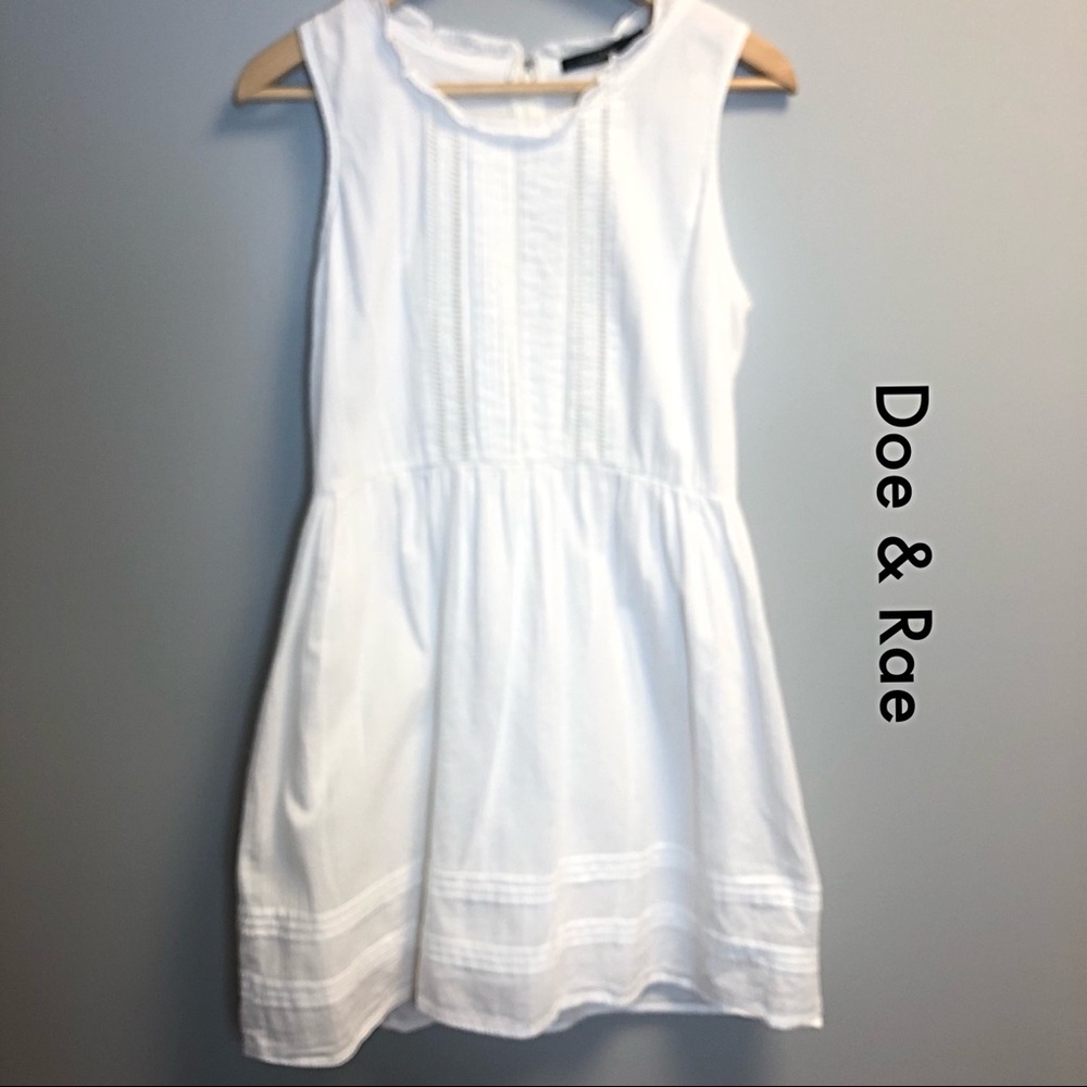4/$25 Doe & Rae White Pleated Sundress Large